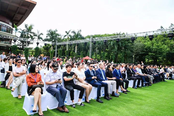 2017三亞婚博會(huì)“特締思海洋婚禮”閃亮登場(chǎng)