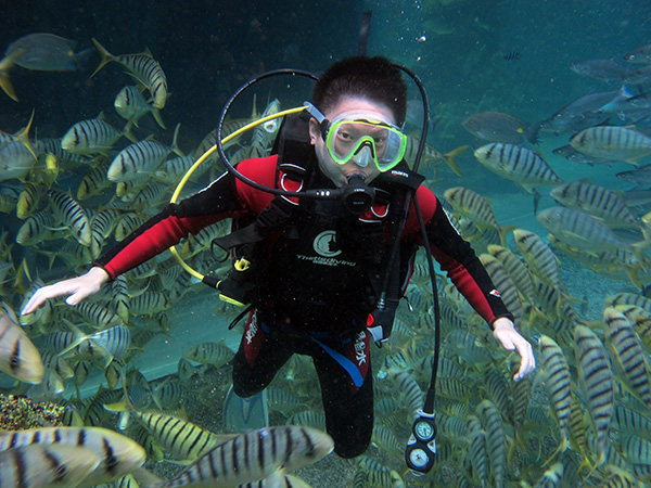 什么叫水肺潛水？